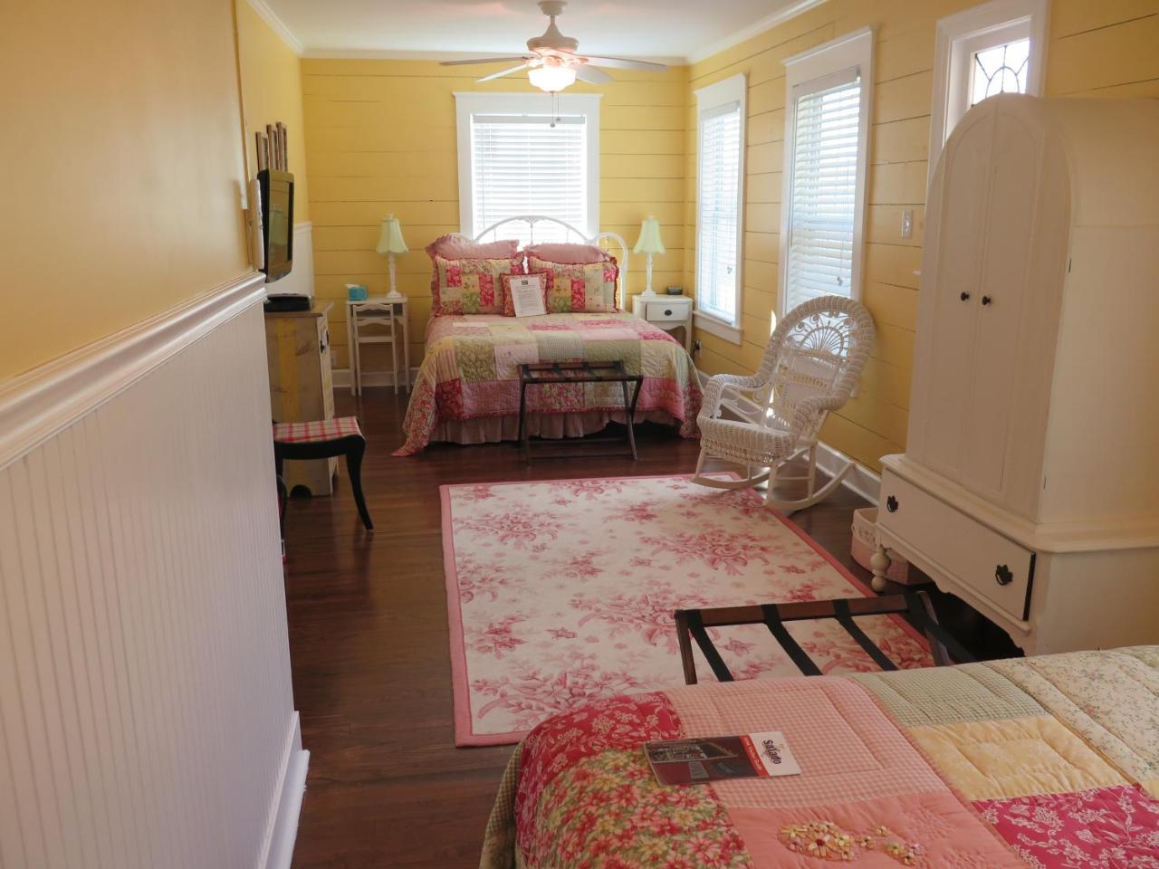 Yellow House B&B Salado Exterior foto